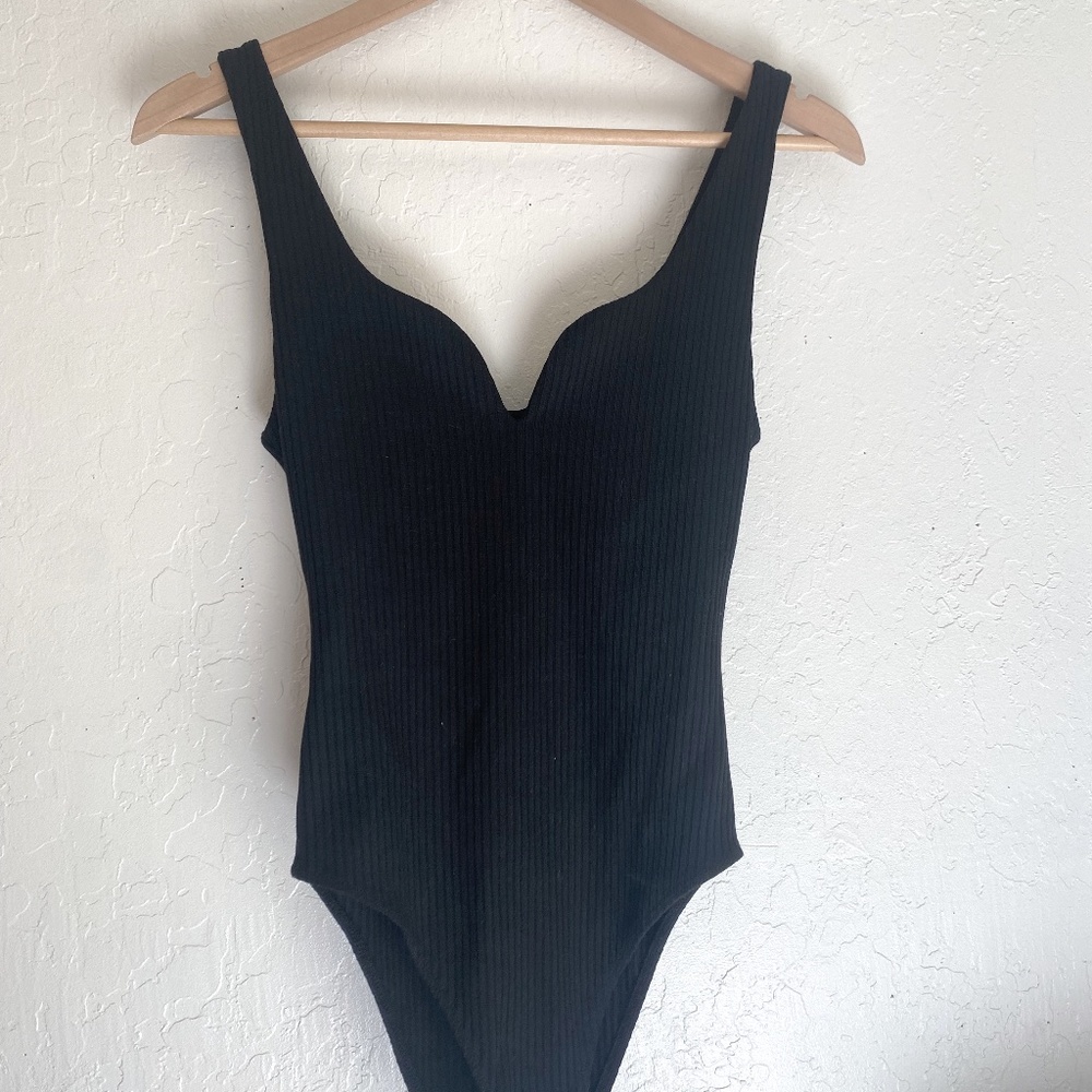 Zara Black Ribbed bodysuit with snap closures - size small - RUNS SMALL - Picture 1 of 5